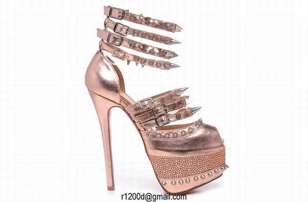 Chaussure A Talon Avec Pique Chaussure A Talon Avec Pique