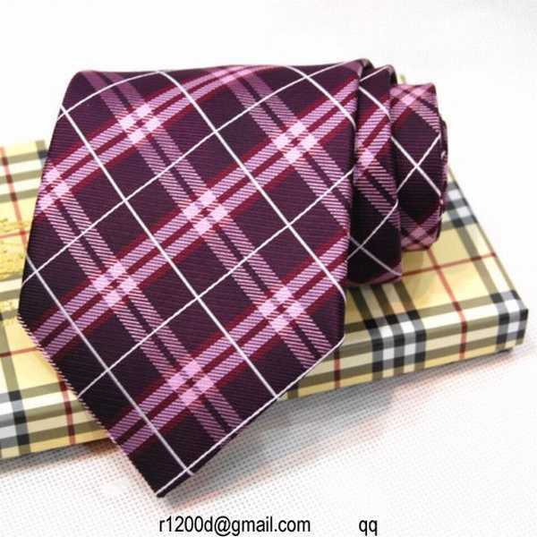 cravate burberry pas cher
