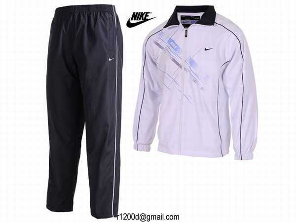 ensemble jogging nike blanc