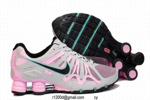 chaussure shox femme