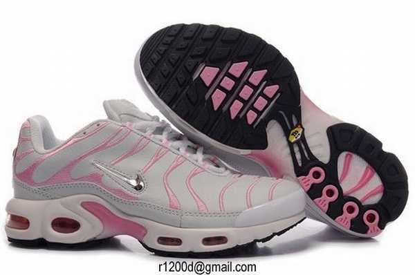 marque requin chaussure