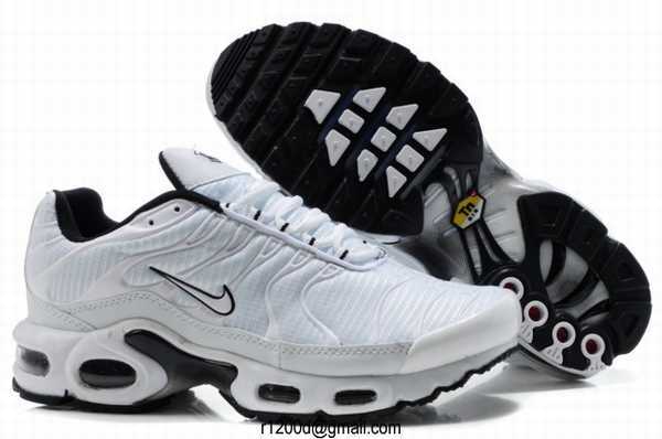 basket nike tn homme noir 40 basket nike tn homme noir 40