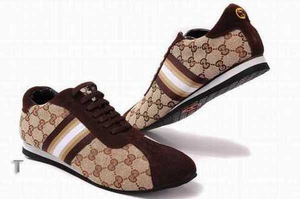DÉCOUVREZ NOS TOP MARQUES Chaussures de sécurité: protégez solidement vos pieds. Saviez-vous que les mythiques Doc Martens ont longtemps été des chaussures de sécurité? Les premiers à adopter les chaussures à semelle en pneu à coussin d'air imaginées par le Dr Klaus Martens sont des dockers et .