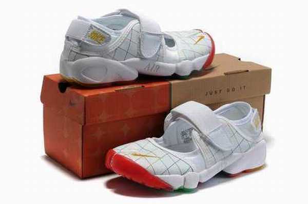nike air rift mens footlocker